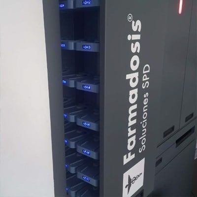 automatización hospitalaria farmacia robot spd